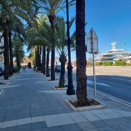 Apartament En Frente Al Puerto! *