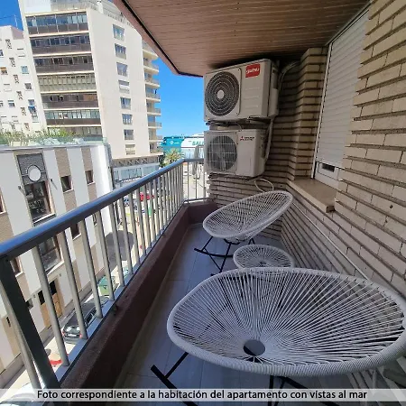 Apartment En Frente Al Puerto! Denia